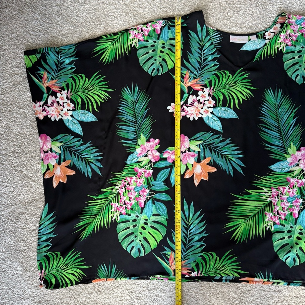 Belle by Kim Gravel Woven Aloha Poncho - Picture 4 of 13